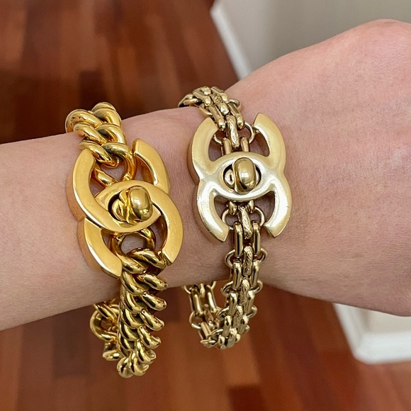 Chanel CC Turnlock Reissue Chain Link Bracelet - Picture 12 of 14